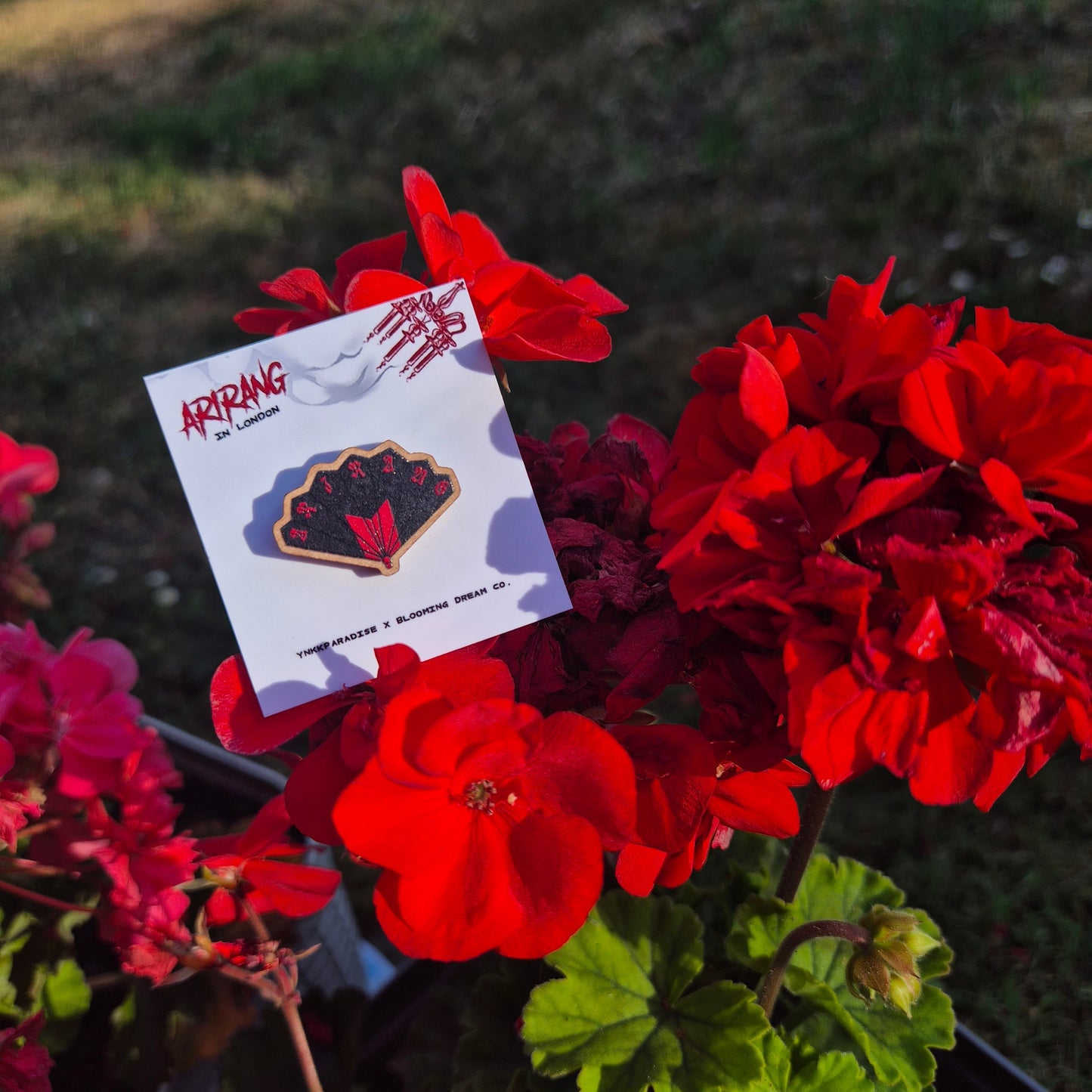 Arirang Wooden Fan Pin
